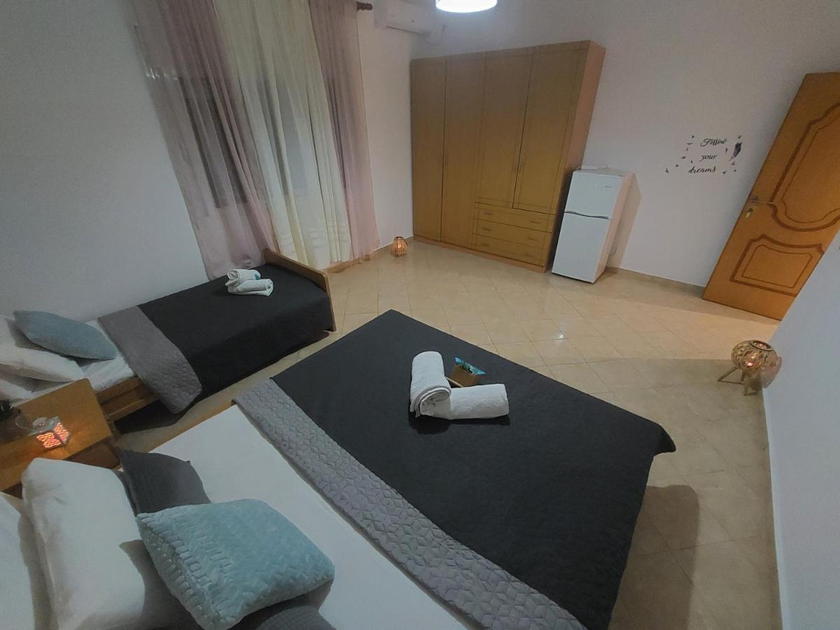 Orange Guest House Dhërmi Extérieur photo