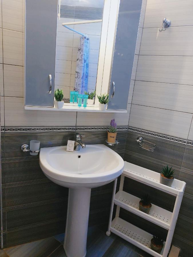 Orange Guest House Dhërmi Extérieur photo